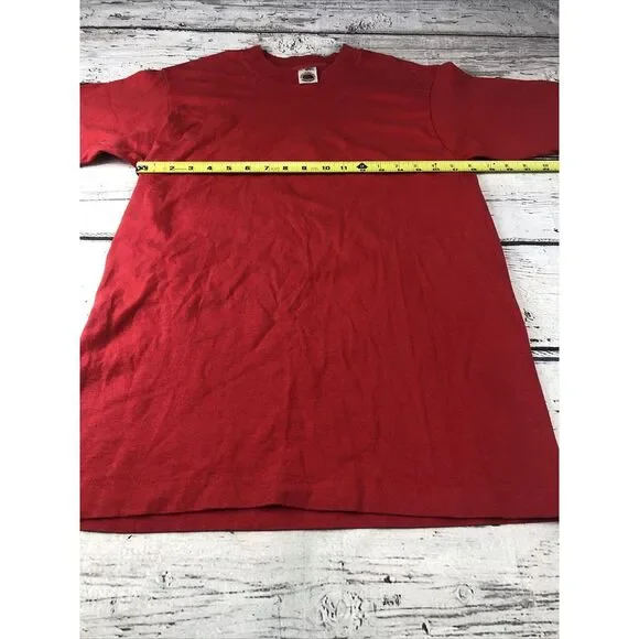 Vintage Fruit of the Loom  T Shirt Medium‎  Red Made in USA Single Stitch - Picture 4 of 7